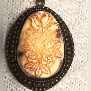 Vintage Carved Floral Pendant Necklace – Estate Sale Boho Chic
